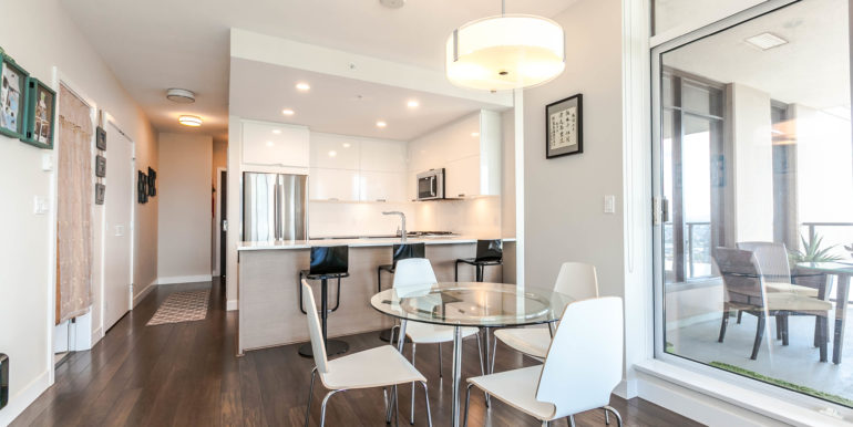 2905 2077 Rosser Ave Burnaby-print-004-9-Dining Room-3861x2574-300dpi