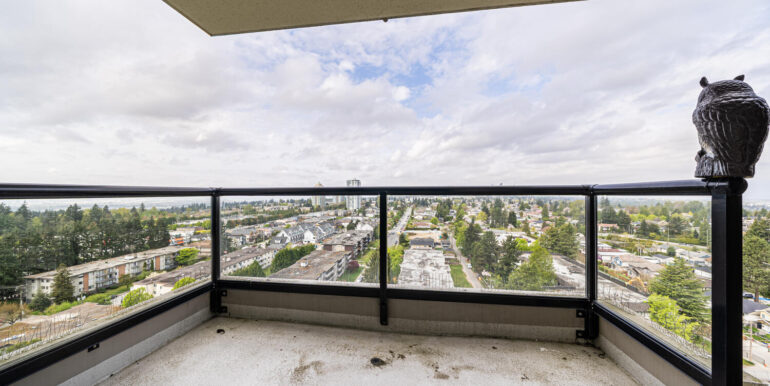 1703 7108 Collier St Burnaby-large-022-018-Balcony-1500x1000-72dpi