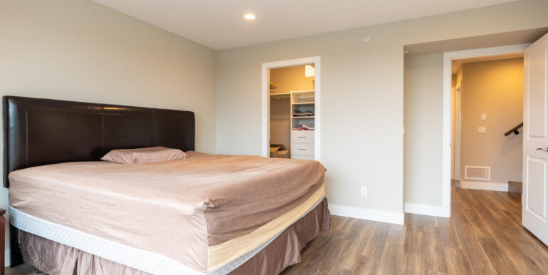 13712 232 St Maple Ridge BC V4R 2G5 Canada-014-024-Bedroom-MLS_Size